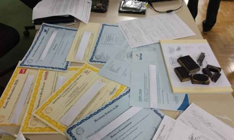 Polícia desmonta esquema de venda de diplomas pela Internet em BH - Polícia Civil/ divulgação 