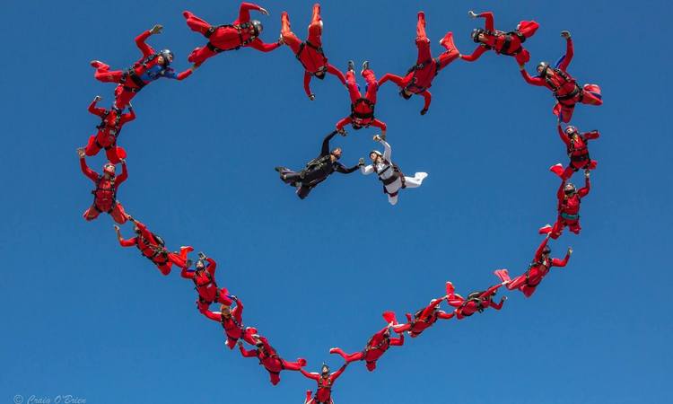 Três paraquedistas saltam 105 vezes no mesmo dia em Boituva - Craig OBrien/Centro Nacional de Paraquedismo