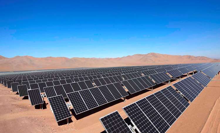 Empresa italiana de montagens de usinas solares detém 90% de participação no mercado de energia fotovoltaica - Dino
