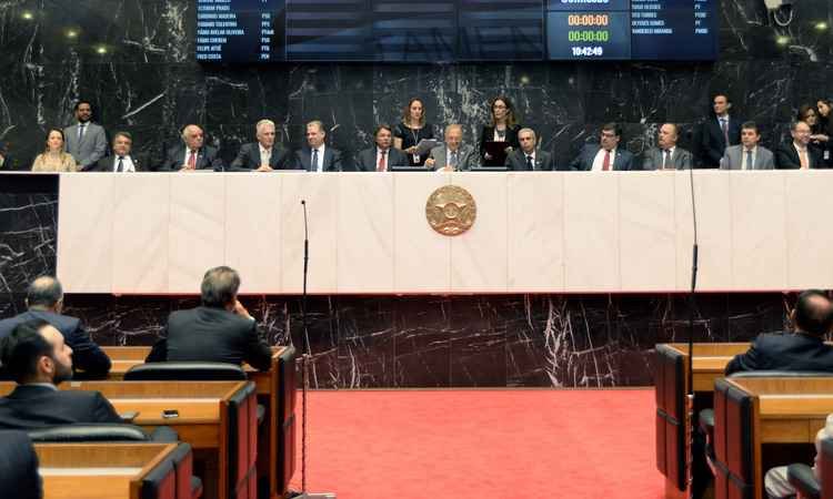 Deputados apresentaram 69 projetos na Assembleia de MG em fevereiro - Daniel Protzner