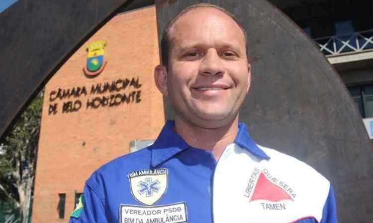 Vereador de BH é indiciado por pousar helicóptero em praia do ES - Leandro Couri / EM / D.A. Press