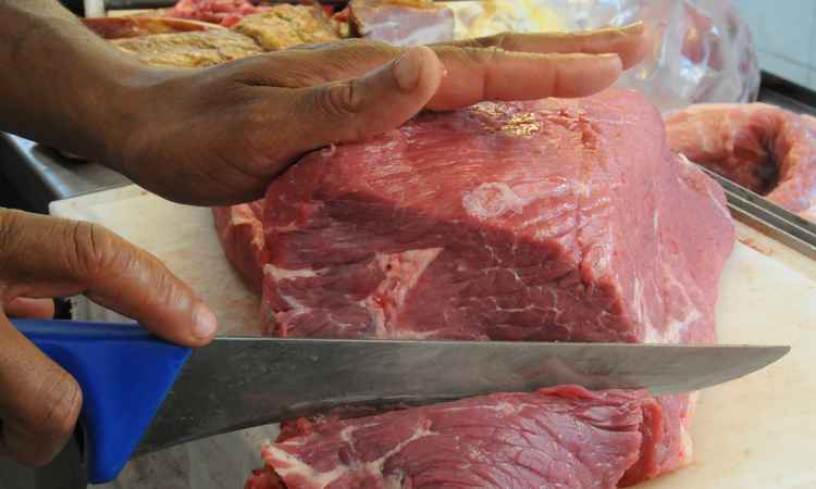 PF aponta venda de carne podre e vencida por principais frigoríficos do Brasil - Beto Novaes/EM/D.A Press