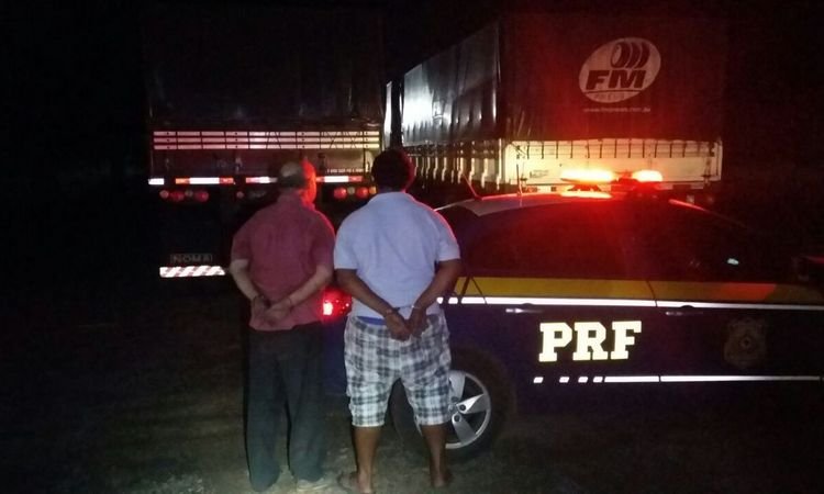 PRF prende dois ladrões de carga na BR-364 e homem armado na BR-116 - PRF/Divulgação