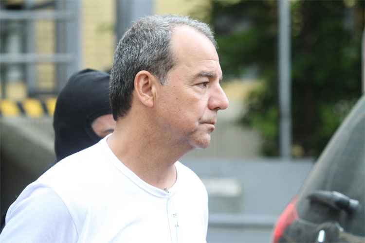 MPF diz que Cabral recebeu R$ 16 milhões em esquema de fraudes na saúde pública - Rodrigo Felix Leal / Gazeta do Povo