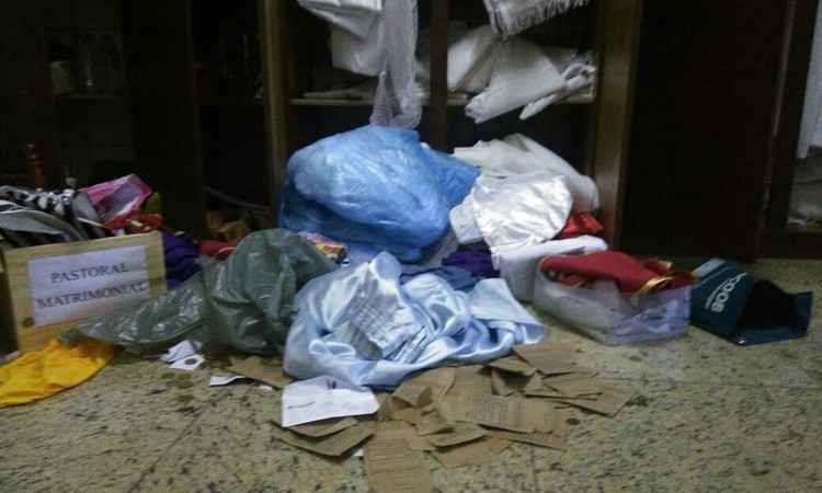 Igreja mineira é arrombada no Domingo de Páscoa  - Polícia Militar/ Divulgação 