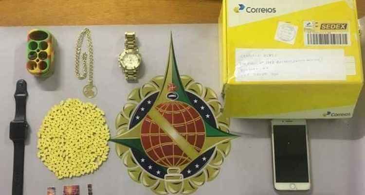 Dupla tenta enviar 300 comprimidos de ecstasy para Uberaba por meio dos Correios - Divulgação/Polícia Militar do DF