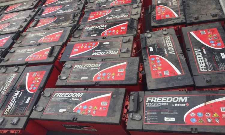 Polícia Civil apreende baterias roubadas avaliadas em R$ 70 mil - Divulgação/PCMG