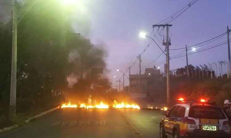 Cidades do interior de Minas também fazem protesto - Reprodução/WhatsApp
