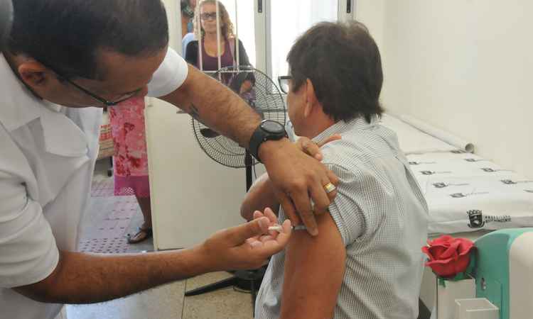 PBH prorroga prazo para cadastramento de vacinação em casa contra gripe - Jair Amaral/EM/D.A PRESS - 18/04/2017