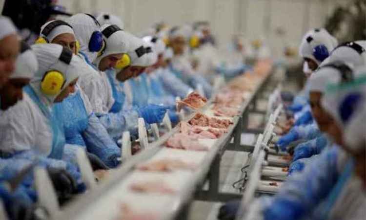 Anvisa proíbe venda de hambúrguer de 2 empresas envolvidas na Carne Fraca - Estadão Conteúdo/Reprodução 