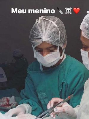 Hospital de Lagoa Santa demite médica que levou filho menor para ajudar em cirurgia - Reprodução/Instagram