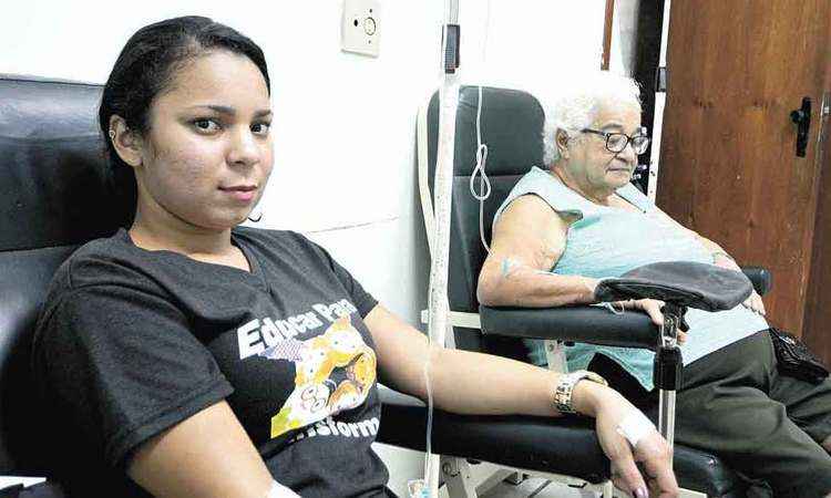 Moradores de Governador Valadares que contraíram a chikungunya relatam rotina de dor  - Leandro Couri/EM/D.A Press
