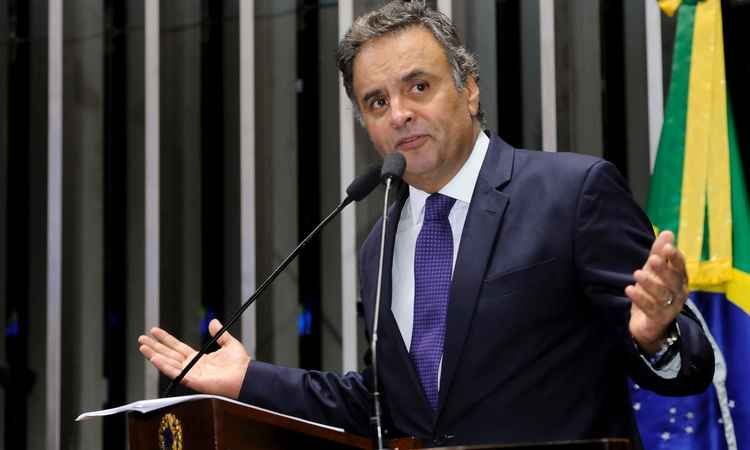 Aécio diz que foi vítima de 'farsa' montada por delator - Waldemir Barreto