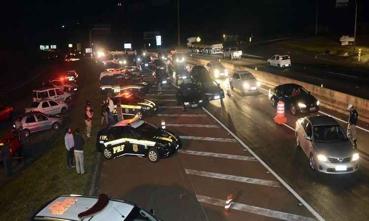 Blitze simultâneas em 20 cidades mineiras flagram 13 motoristas embriagados ao volante - Omar Freire/Sesp-MG/Divulgação