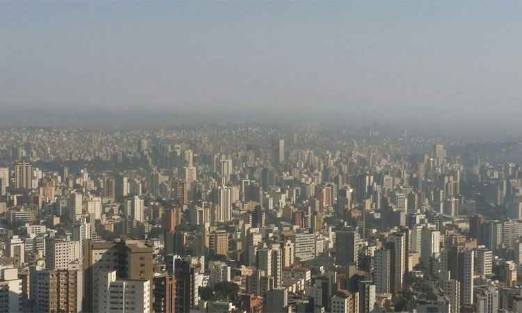 Quinta-feira será de calor e névoa seca em Belo Horizonte - Paulo Filgueiras/EM/DA Press