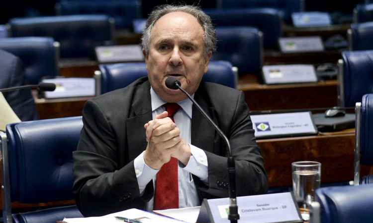 Senador Cristovam Buarque nega ter curtido foto de mulher pelada - Jefferson Rudy/ Agência Senado