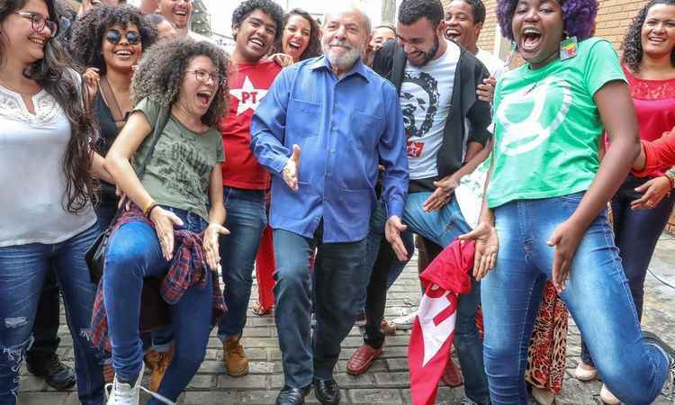 Lula dá 'sarrada no ar' e pede apoio de 'lulinhas' do Nordeste - Ricardo Stuckert