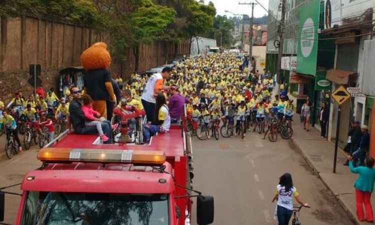 Passeio ciclístico festeja parceria da PM com comunidade de Barão de Cocais  - PMMG/Divulgação