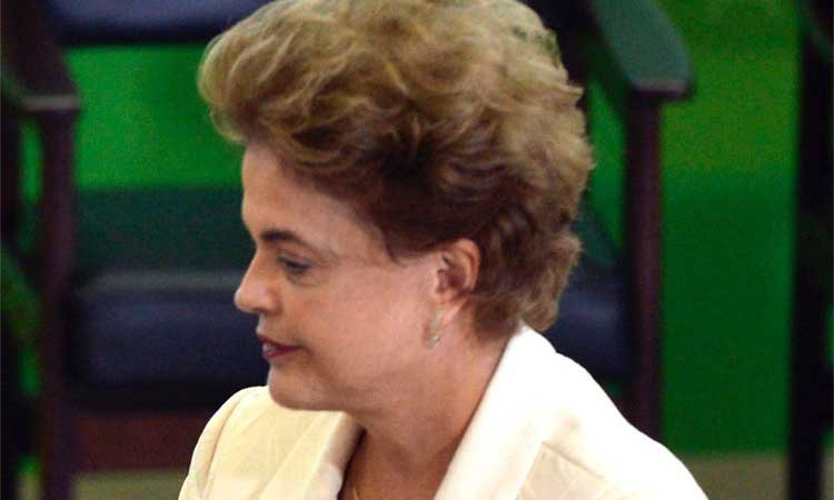 Após impeachment, PT não sabe o que fazer com Dilma - José Cruz/Agência Brasil