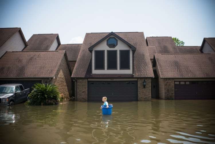 Trump envia ao Congresso pedido de US$ 7,9 bilhões para ajudar vítimas do Harvey - AFP / Emily Kask 