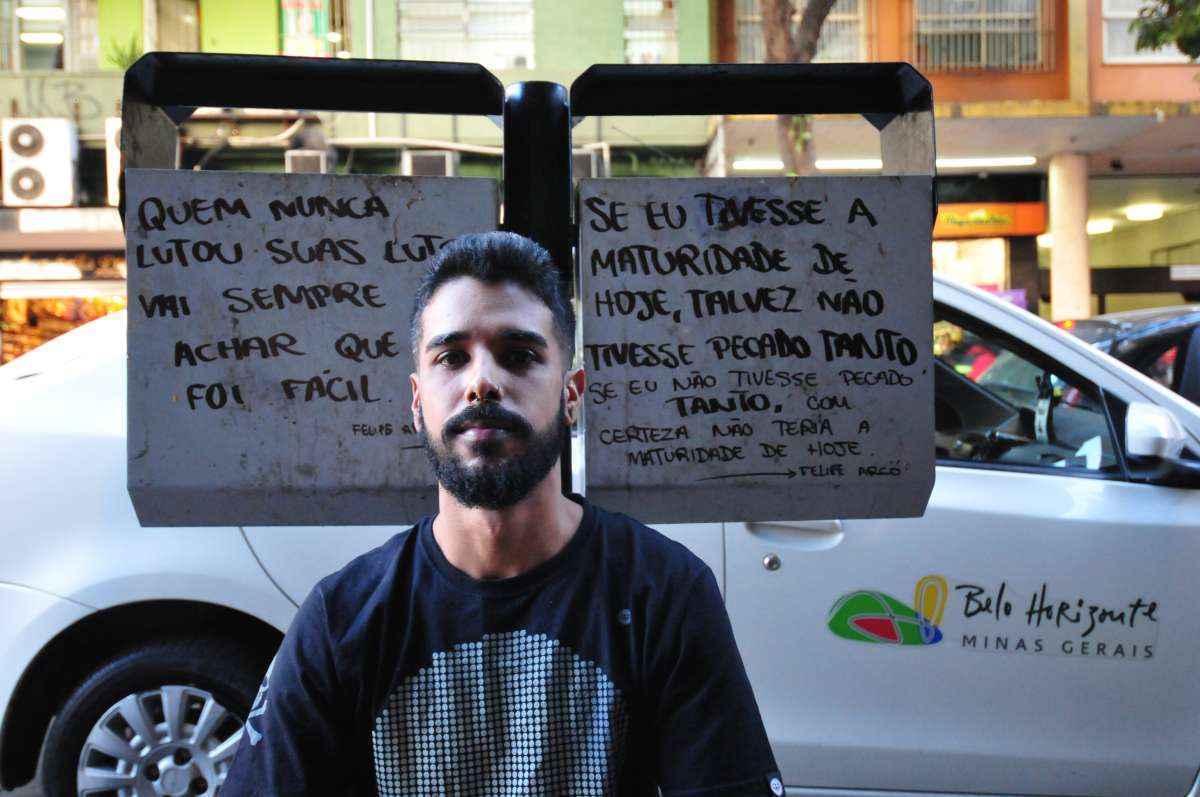 Prefeitura processa grafiteiro que espalhou mensagens em lixeiras - Alexandre Guzanshe/EM/D.A Press