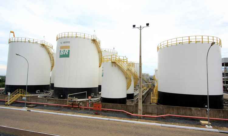 Meta da usina de biodiesel era contrarar 20 mil agricultores - Solon Queiroz