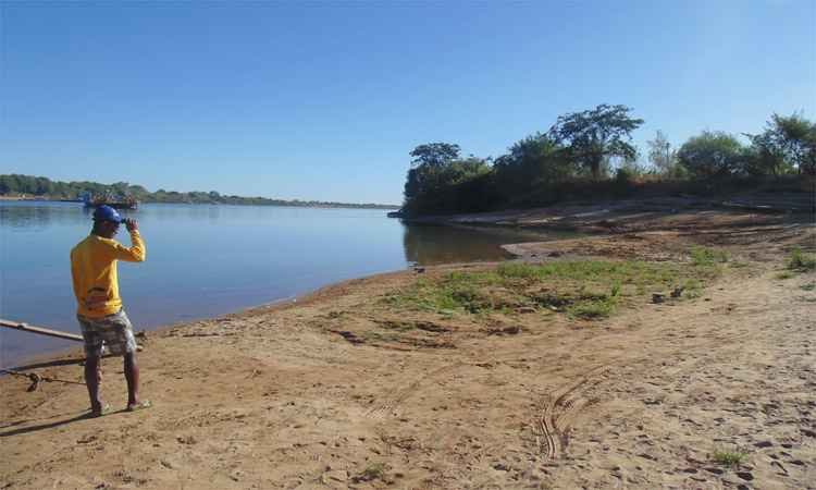 Retirada de água para abastecimento e irrigação ajuda a secar o Rio São Francisco - Luiz Ribeiro/EM/DA Press