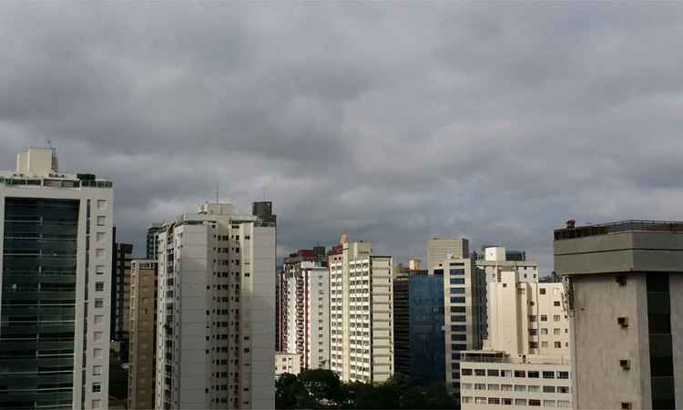 Belo Horizonte tem dia de céu nublado, mas chances de chuva são pequenas - Paulo Filgueiras/EM/DA Press