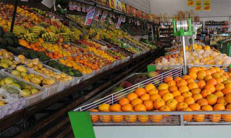 Frutas ficam mais caras em quase todas as Ceasas, diz relatório da Conab - Cristina Horta/EM/D.A Press - 21/08/15