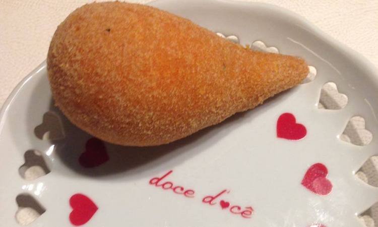 Doce Docê volta ao mercado para a alegria dos amantes de coxinha - Reprodução Facebook