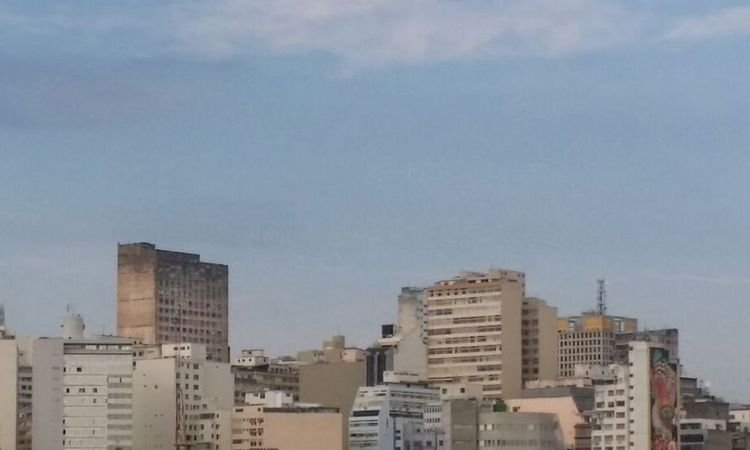 Bombeiros alertam para possibilidade de chuvas esta tarde; Defesa Civil emite alerta - Paulo Filgueiras/EM/D.A. Press