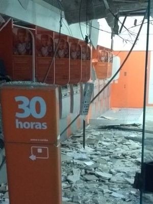 Bandidos explodem quatro cofres de agência bancária em Rio Paranaíba - Internet/ Reprodução/ Whatsapp 