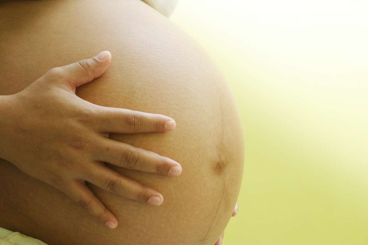 Conselho Federal de Medicina amplia legislação sobre 'barriga de aluguel' - Eduardo Rocha