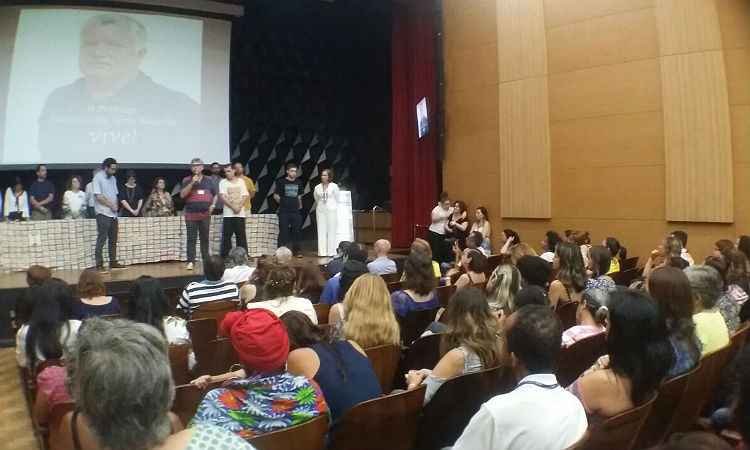 Professor da UFMG morto em ônibus é homenageado durante Fórum em BH - Leandro Couri/EM/D.A.Press