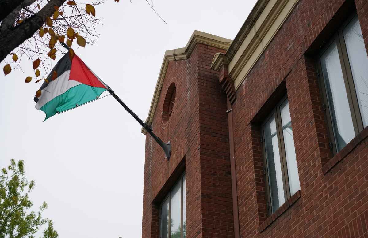Palestinos ameaçam cortar relações com EUA caso escritório seja fechado - NGAN / AFP