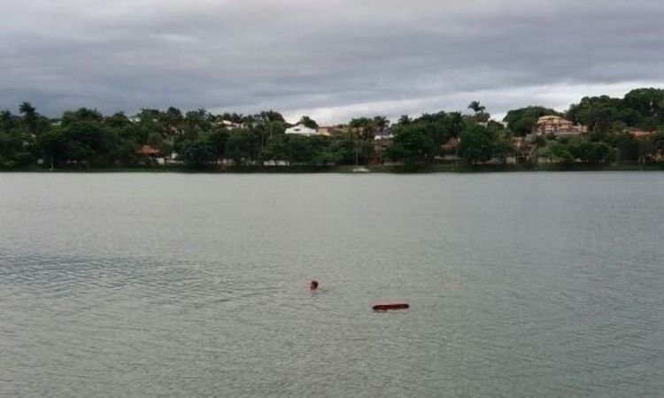 Bombeiros procuram por pessoa que teria se afogado na Lagoa da Pampulha - Divulgação/Corpo de Bombeiros