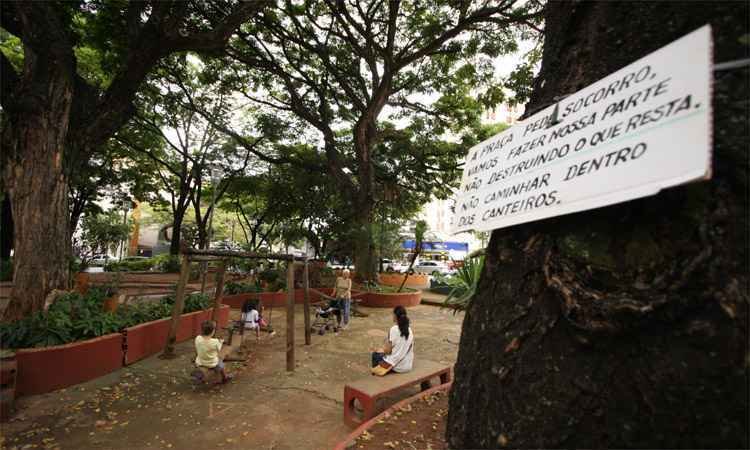 Reforma da Praça Leonardo Gutierrez depende da liberação de verbas - Edésio Ferreira/EM/DA Press