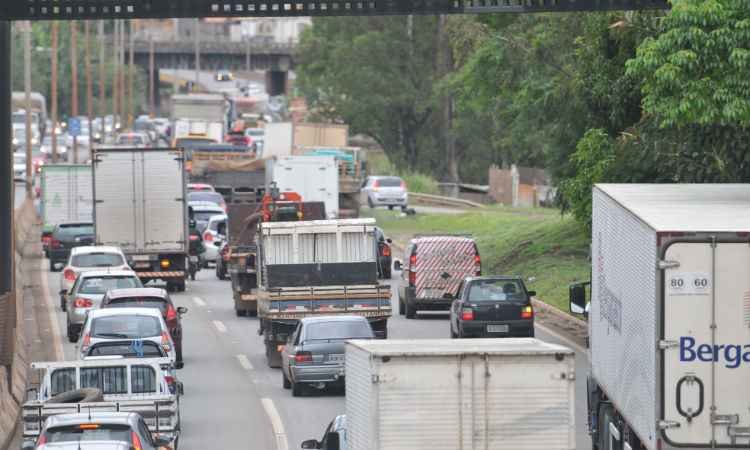 Restrição de tráfego no Anel Rodoviário não será feita de forma 'açodada', diz prefeitura - Alexandre Guzanshe/EM/D.A Press.