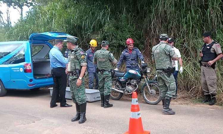 Motociclista fura cerco policial e é abatido a tiros na Zona da Mata - Jailton Pereira/Portal Caparaó/Divulgação