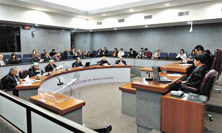 Conselheiros do Tribunal de Contas de Minas têm R$ 1,8 milhão em férias-prêmio - Jair Amaral/EM/D.A Press - 11/7/17