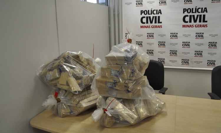 Polícia apreende 100 quilos de maconha com ''selo de qualidade'' - Polícia Civil de Minas Gerais (PCMG)/ divulgação 