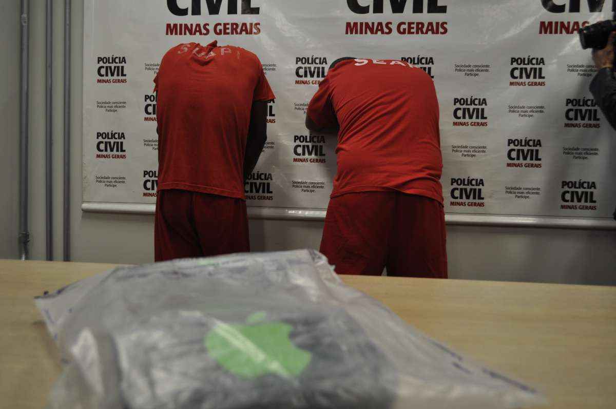Polícia Civil prende dupla suspeita de traficar drogas com 'selo de qualidade' - Polícia Civil/Divulgação