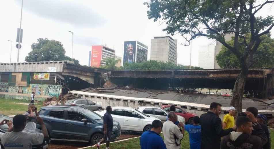 Parte de viaduto desaba no Eixão Sul em Brasília - CB/DA Press
