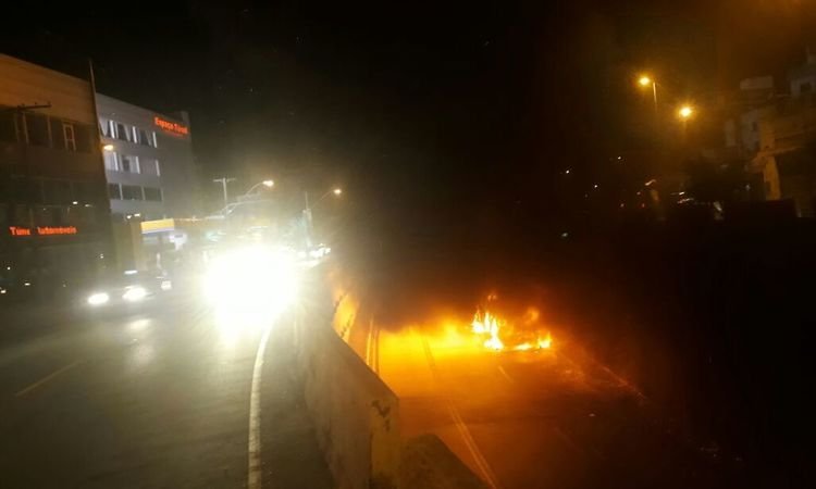 Ônibus tem pane no motor e pega fogo no túnel da Lagoinha, em BH  - Internet/ Whatsapp/ Divulgação 