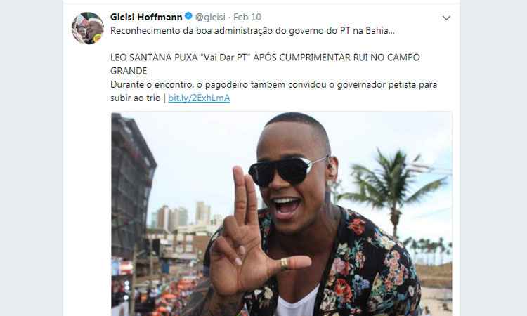 Senadora Gleisi Hoffmann vê apoio ao PT em música e comete gafe no carnaval - Reprodução/Twitter/Gleisi Hoffmann