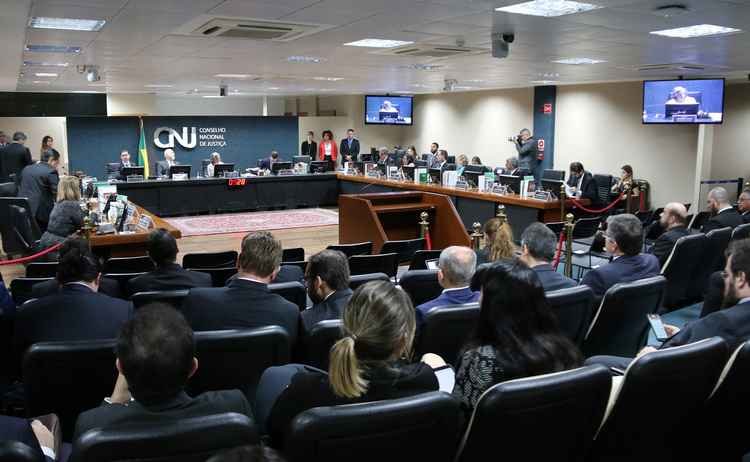 Juízes mineiros querem receber auxílio-moradia retroativo - Gil Ferreira/CNJ