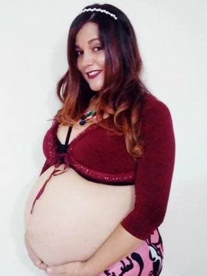 Grávida de trigêmeos morre após chá de bebê no interior de SP - Reprodução/Facebook 
