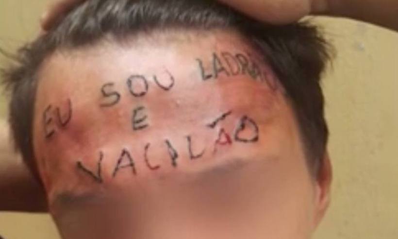 Rapaz que foi tatuado na testa é preso por furtar desodorantes em Mairiporã - Reprodução/Facebook 