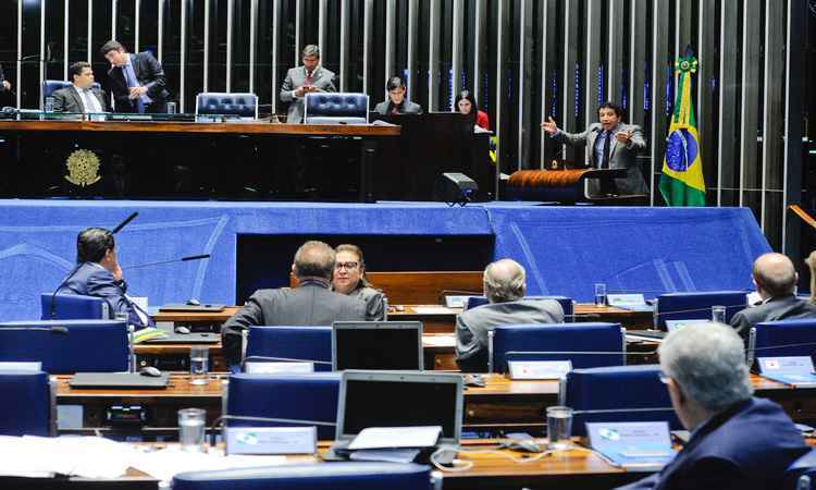 Senadores vão entregar à Cármen Lúcia abaixo-assinado por prisão em 2ª instância - Marcos Oliveira/Agencia Senado