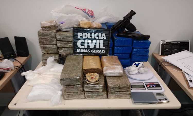 Casal é preso com 35 quilos de maconha na capital - Polícia Civil/Divulgação